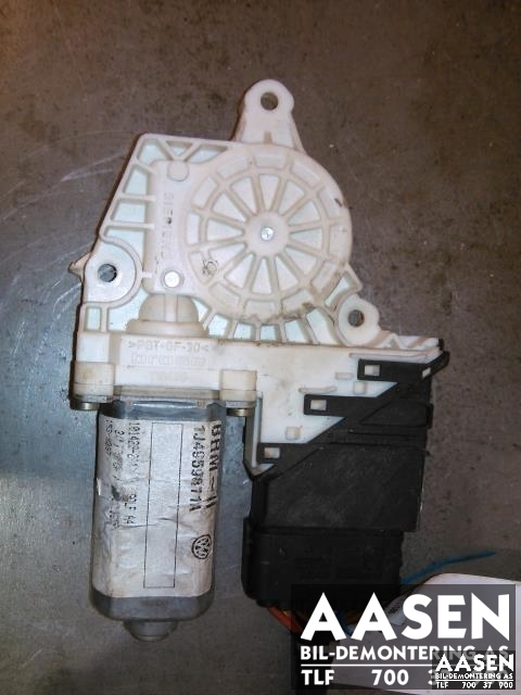 Ruteheis venstre bak til VW Golf IV 1998-2003 (1J4959811A|)