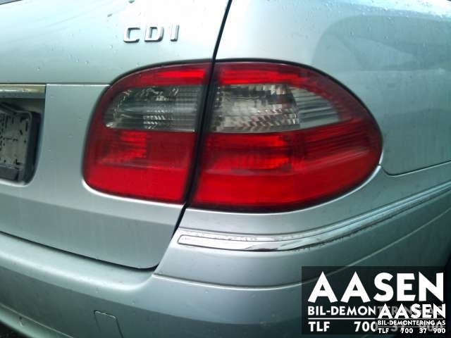Baklykt høyre indre til Mercedes E-Klasse, 2006-2009 (Fase 2) (W211) (W211) (A 211 820 30 64)