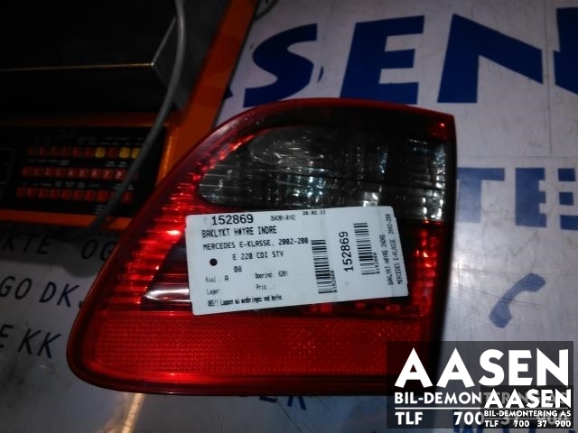 Baklykt høyre indre til Mercedes E-Klasse 2006-2009 (Fase 2) (W211) (W211) (A 211 820 30 64|)
