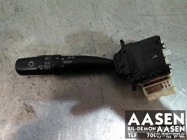 Bryter blink til Subaru Impreza, 2001-2005 (Type II, Fase 1)