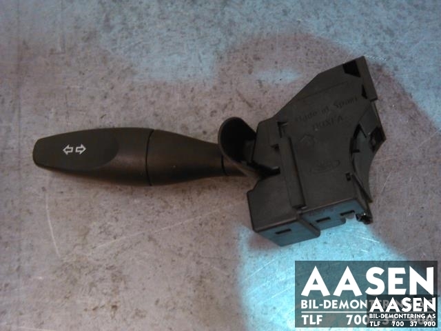 Bryter blink til Ford Mondeo, 2001-2007 (Type III)  (1S7T 13335 AE)