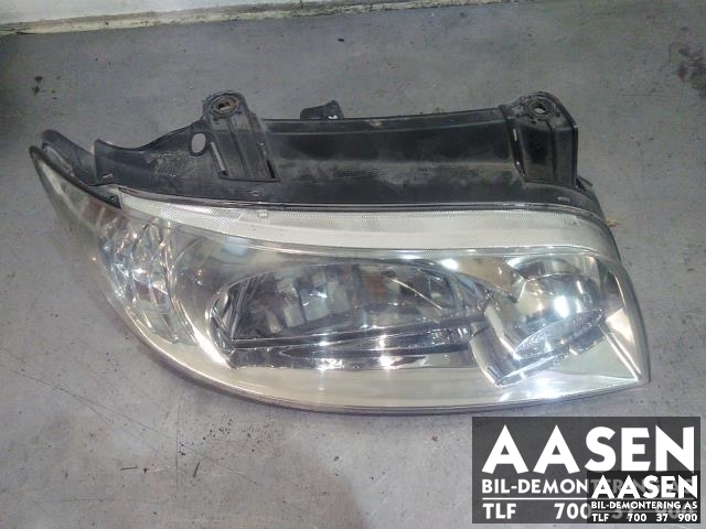 Frontlykt høyre halogen til Hyundai Matrix, 2001-2010