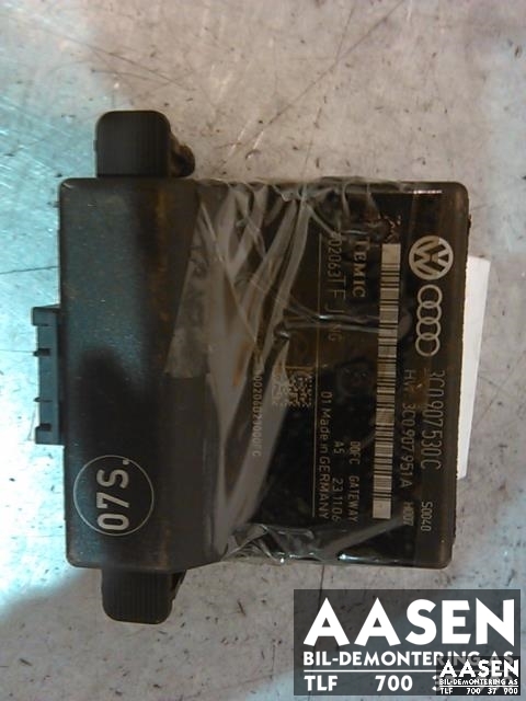 Styreenhet diverse til VW Passat, 2005-2010 (B6) (B6) (TEMIC|3C0907530C)