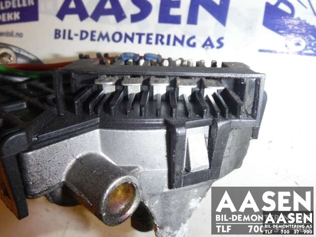 Viskermotor frontrute til Mercedes E-Klasse 2000-2002 (Fase 2) (W210) (W210) (BOSCH|0390241420|)