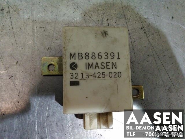Rele diverse til Mitsubishi Pajero 1992-1999 (Type II) (MB886391|)