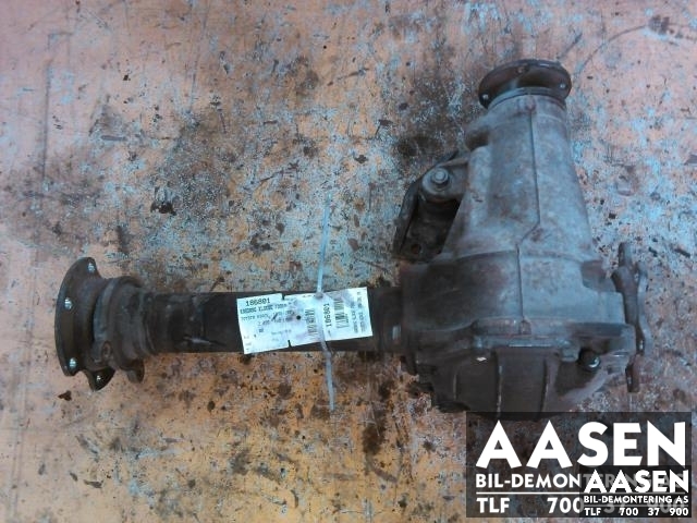 Kardang klokke foran til Toyota Hiace, 1996-2001 (Fase 1)  (41110-26240)