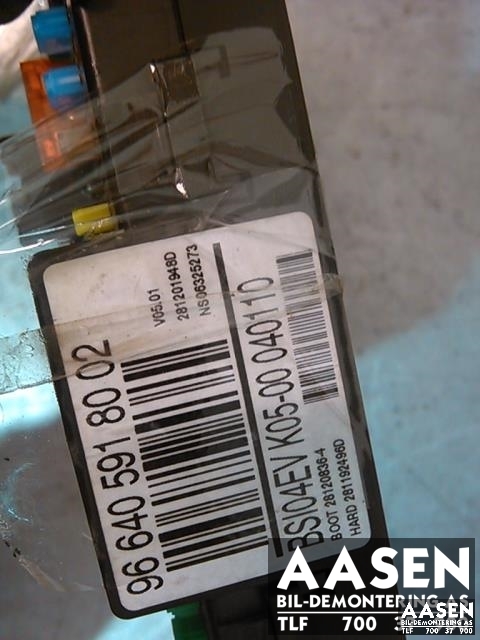 Sikringsboks kupe til Citroën C4 2004-2011 (Type I)  (966405918002|6580 ZG|)
