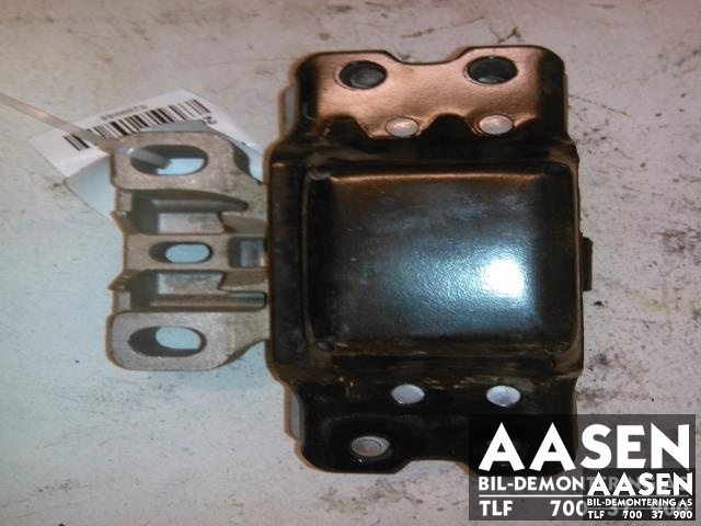 Motorfeste til VW Caddy 2004-2010 (Type III, Fase 1)  (1K0199555M|)