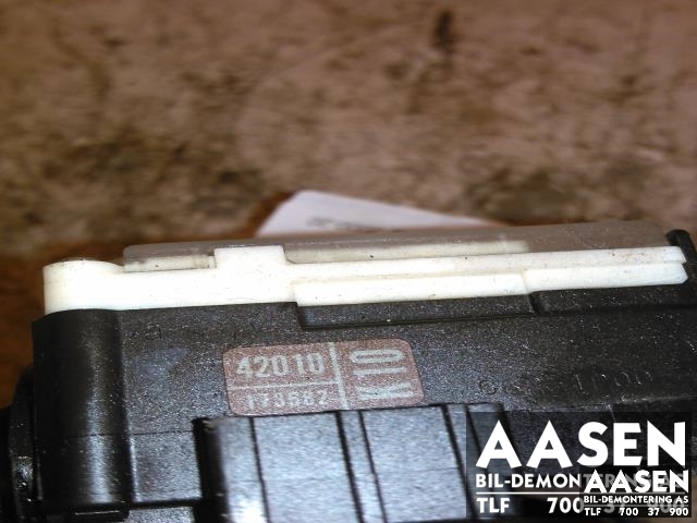 Bryter combi til Toyota RAV4 2000-2006 (Type II) (42110-173680|)