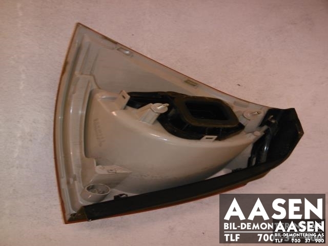 Baklykt høyre ytre til VW Golf V, Combi 2003-2008  (1K6 945 096 AA|)