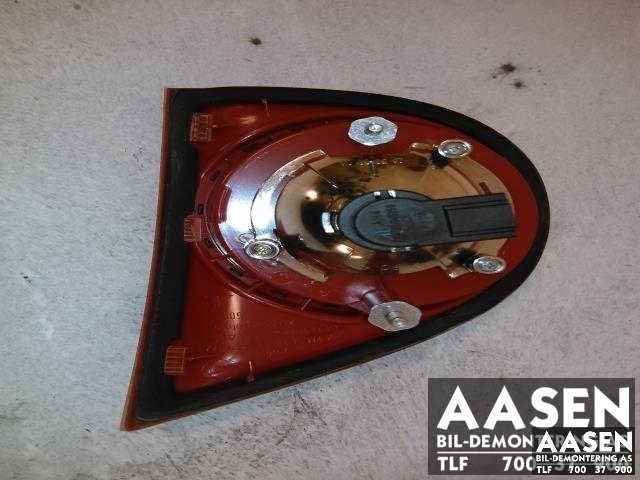Baklykt venstre indre til VW Golf V, Combi 2003-2008  (1K6 945 093 E|)
