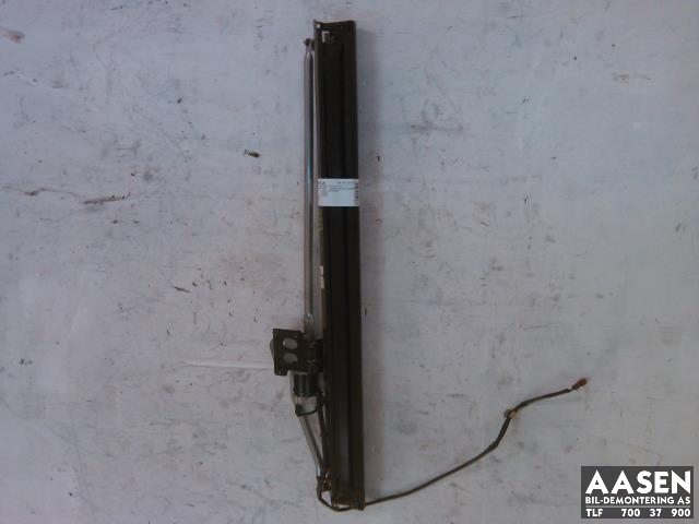 Bagasjerom rollon til BMW 5-Serie, 2003-2010 (E60/E61) (E60/E61) (51 46 9 143 448)