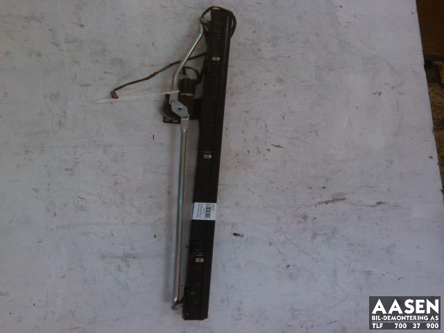 Bagasjerom rollon til BMW 5-Serie 2003-2010 (E60/E61) (E60/E61) (51 46 9 143 448|)