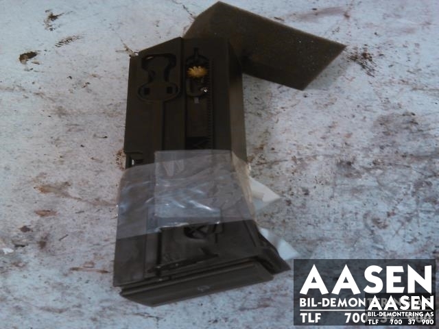 Dashbord koppholder til Ford Mondeo, 2001-2007 (Type III)