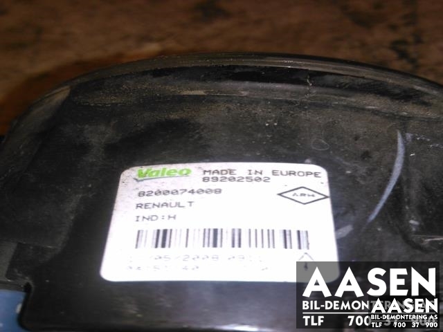 Tåkelykt venstre foran til Renault Laguna 2008-2010 (Type III, Fase 1)  (VALEO|8200074008|)