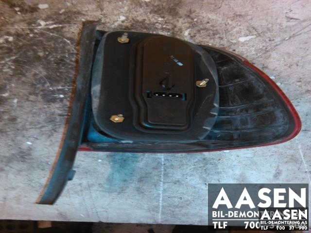 Baklykt venstre ytre til BMW 5-Serie 1996-2003 (E39) (E39) (63 21 8 371 327|)
