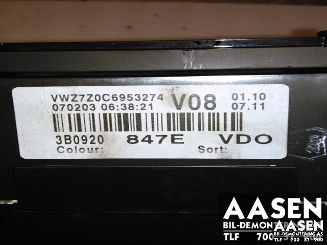 Instrumentpanel til VW Passat 2001-2005 (B5,3BG) (B5,3BG) (VDO|3B0920847E|)