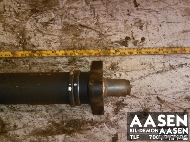 Mellomaksel til BMW 5-Serie 2003-2010 (E60/E61) (E60/E61) (26 10 7 573 574|)