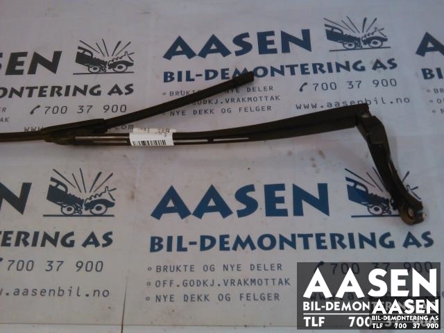 Viskerarmer frontrute til Audi A4, 2004-2008 (Type III) (B7) (B7) (8E1 955 408 C)