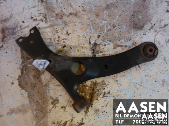 Bærebru høyre foran nedre til Toyota RAV4, 2000-2006 (Type II)  (48068-42040)
