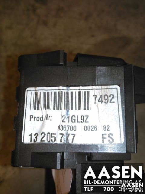Sikringsboks til Opel Vectra C 2005-2008 (Type II) (13205777|)