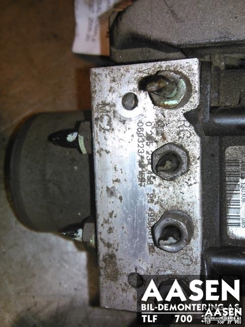 ABS sentral til Peugeot 307 2005-2008 (Fase 2)  (BOSCH|9649988180|451K8|)
