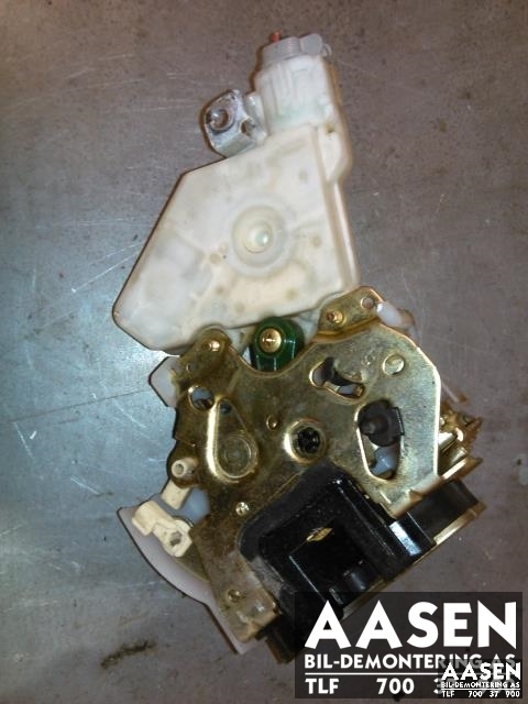 Låsekasse venstre bak til Nissan X-Trail 2002-2007 (T30) (T30) 