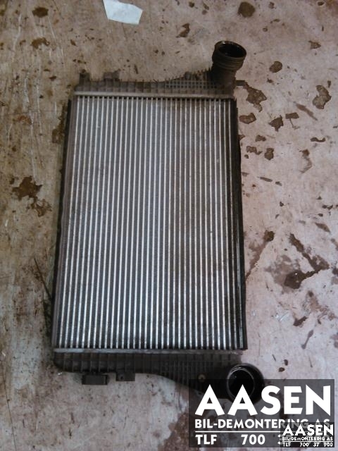 Intercooler til VW Caddy, 2004-2010 (Type III, Fase 1)  (1K0145803)