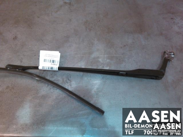 Viskerarmer frontrute til Toyota Avensis, 2009-2015 (Type III, Fase 1)  (85211-05090)