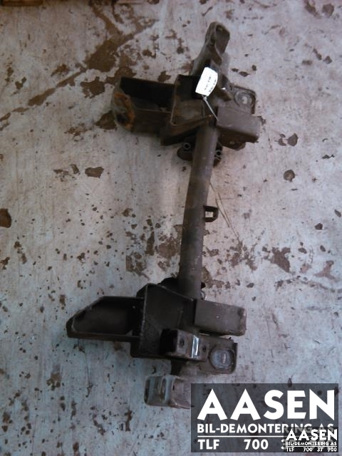 Travers foran hoved til Hyundai H-1, 2006-2008 (Type I, Fase 2) (218504A661)