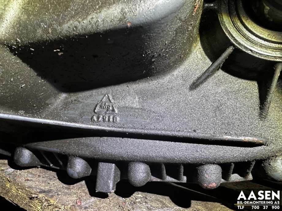 Girkasse 4WD fordelingskasse til Hummer H2 2003-2005  (BORGWARNER|84400037|15724744-YDC-3|)