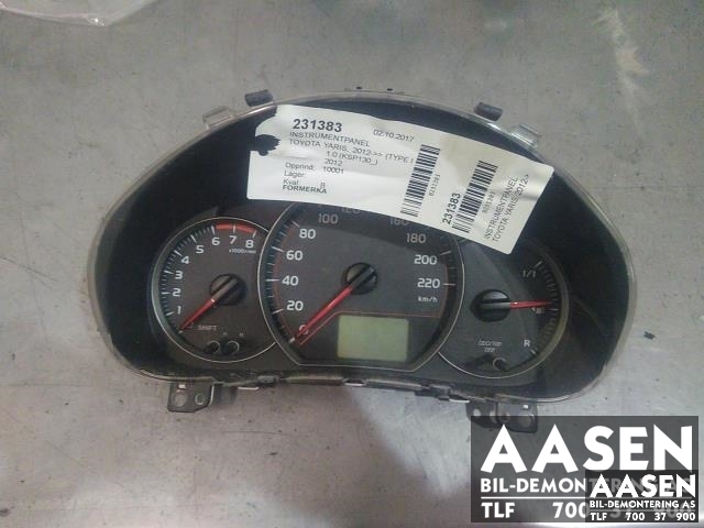Instrumentpanel til Toyota Yaris, 2012-2014 (Type III, Fase 1)  (83800-0DP60)