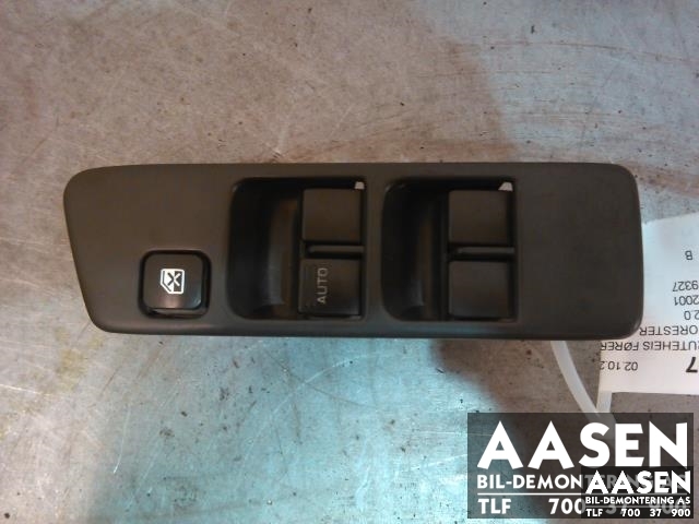Bryter ruteheis førerdørspanel til Subaru Forester 1997-2002 (Type I)