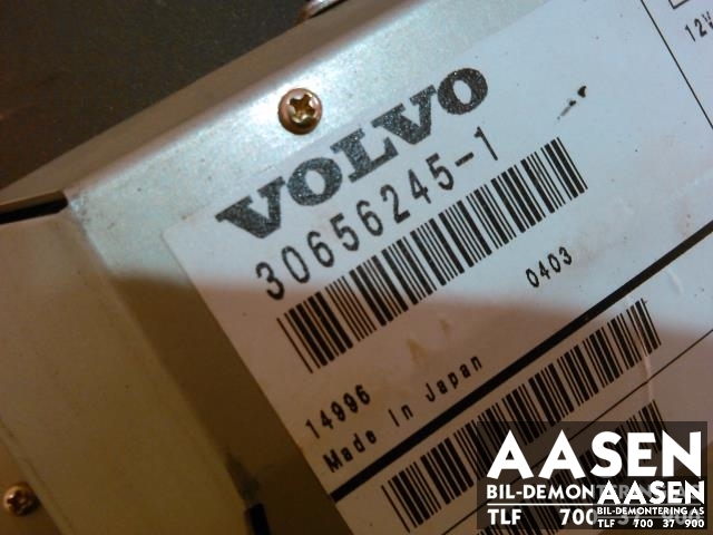 Bilstereo navigasjon skjerm til Volvo XC90 2002-2006 (Type I, Fase 1)  (30656245-1|)