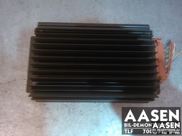 Bilstereo forsterker til Audi A8, 1995-2002 (Type I)  (BOSE|4D0 035 225)