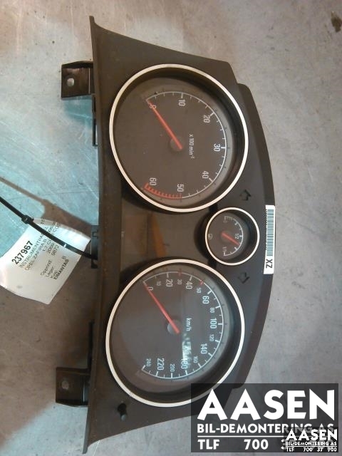 Instrumentpanel til Opel Zafira B, 2005-2011  (13308999)