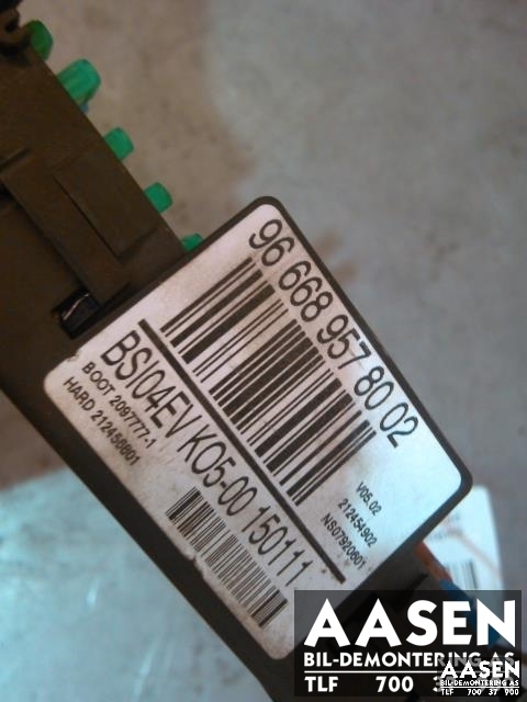 Sikringsboks til Peugeot 308 2011-2013 (Type I, Fase 2)  (9666895780 02|)