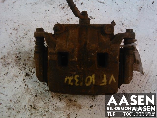Bremsecaliper venstre foran til Nissan Navara, 2005-2010 (Fase 1) (D40) (D40) (41011EB30A)