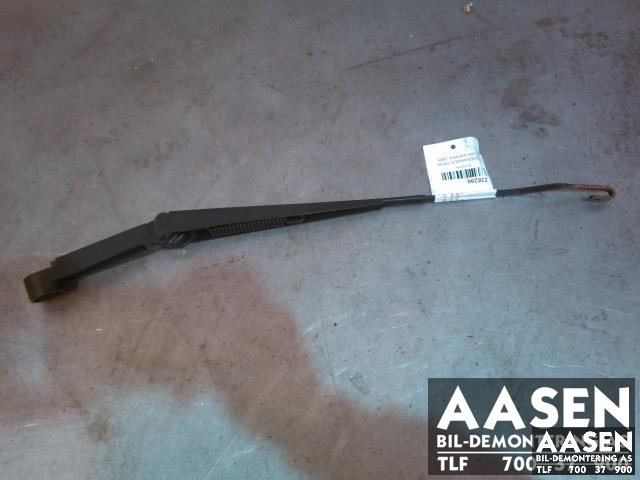 Viskerarmer frontrute til Nissan Navara, 2005-2010 (Fase 1) (D40) (D40)