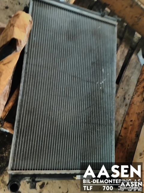 Radiator (manuell gir) til VW Passat 2005-2010 (B6) (B6) (1K0 121 253 F|)