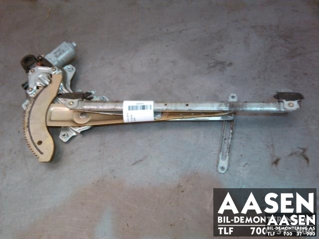 Ruteheis venstre foran til Daihatsu YRV, 2001-2006 (DENSO|262100-1020)