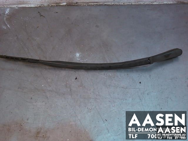 Viskerarmer frontrute til Alfa Romeo 147, 2001-2009  