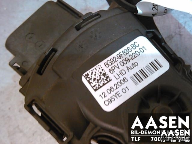 Pedal gass til Volvo S80 2006-2013 (Type II, Fase 1)  (HELLA|6G92-9F836-BC|31329058|)