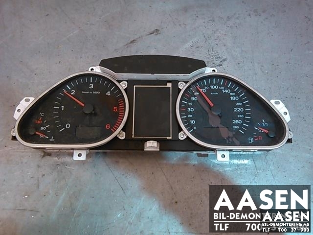 Instrumentpanel til Audi A6, Allroad, 2006-2008 (Type II, Fase 1) (C6) (C6) (MAGNET MARELLI|4F0920932)