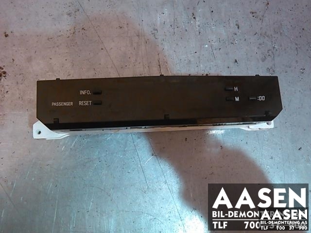 Instrument klokke til Toyota Hilux 2006-2011 (83290-0K010|)