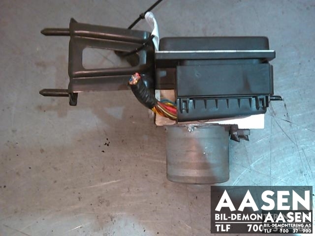 ABS sentral til BMW X3, 2007-2010 (Fase 2) (E83) (E83) (BOSCH|34 51 3 420 395)