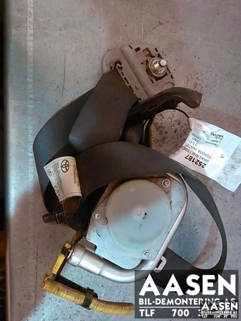 Sikkerhetsbelte foran høyre til Toyota Hiace, 2007-2012 (Fase 3)  (TAKATA|TK-AF2-EF728-P)