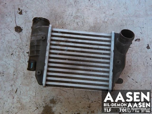 Intercooler til Audi A6, Allroad, 2006-2008 (Type II, Fase 1) (C6) (C6) (4F0 145 806 AA)