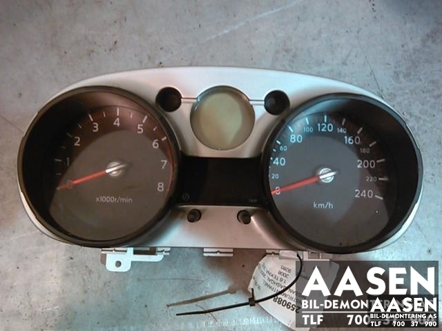Instrumentpanel til Nissan Qashqai, 2007-2010 (Type I, Fase 1)  
