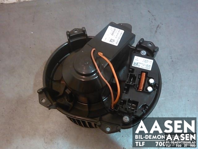 Varmeapparat motor til Mercedes GLA, 2014-2020 (X156) (X156) (DENSO|A 246 906 42 00)